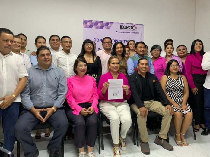Lili Campos Miranda se registra como candidata a la presidencia municipal de Solidaridad