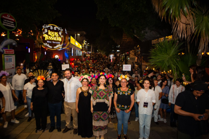 Playa del Carmen celebra a su máximo esplendor el “Janal Pixan”