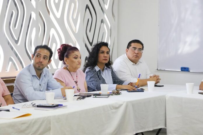 Danna Ramírez Saldaña da seguimiento a servicios básicos en Playa del Carmen