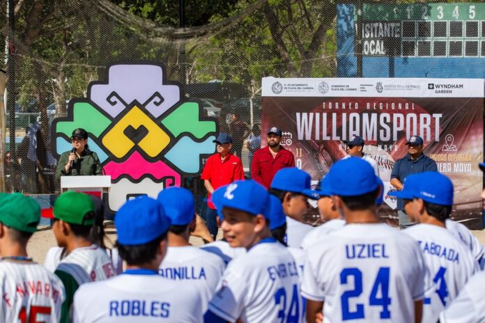 Estefanía Mercado abre las puertas de Playa del Carmen al torneo de béisbol juvenil más importante del país