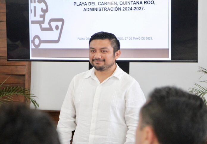Llama Ayuntamiento de Playa del Carmen a empresas a reparar infraestructura urbana de cara a la temporada de huracanes
